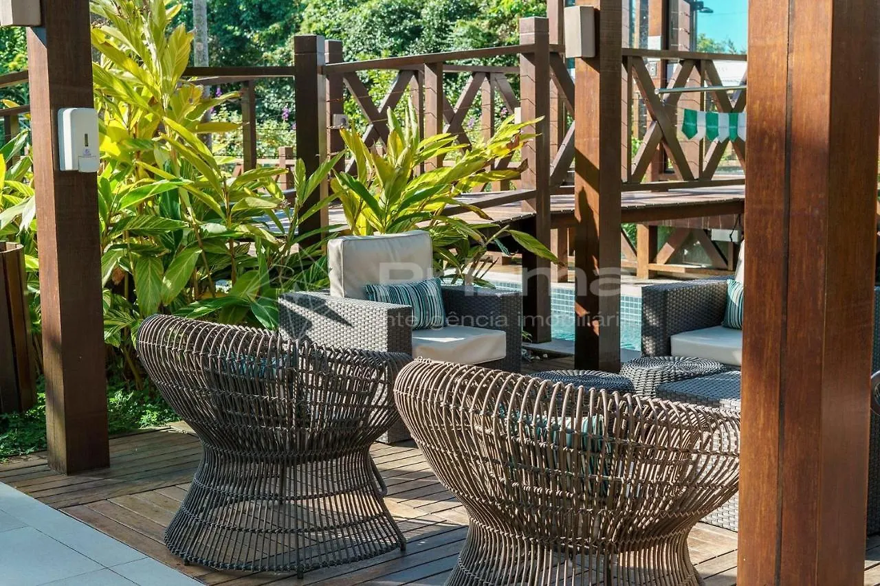 Varandas 303 A - Luxuoso Apartamento Em Condominio De Alto Padrao Frente Mar ボンビーニャス アパート